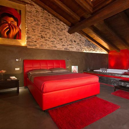 Sotto Le Stelle Hotel Pieve di Teco Luaran gambar