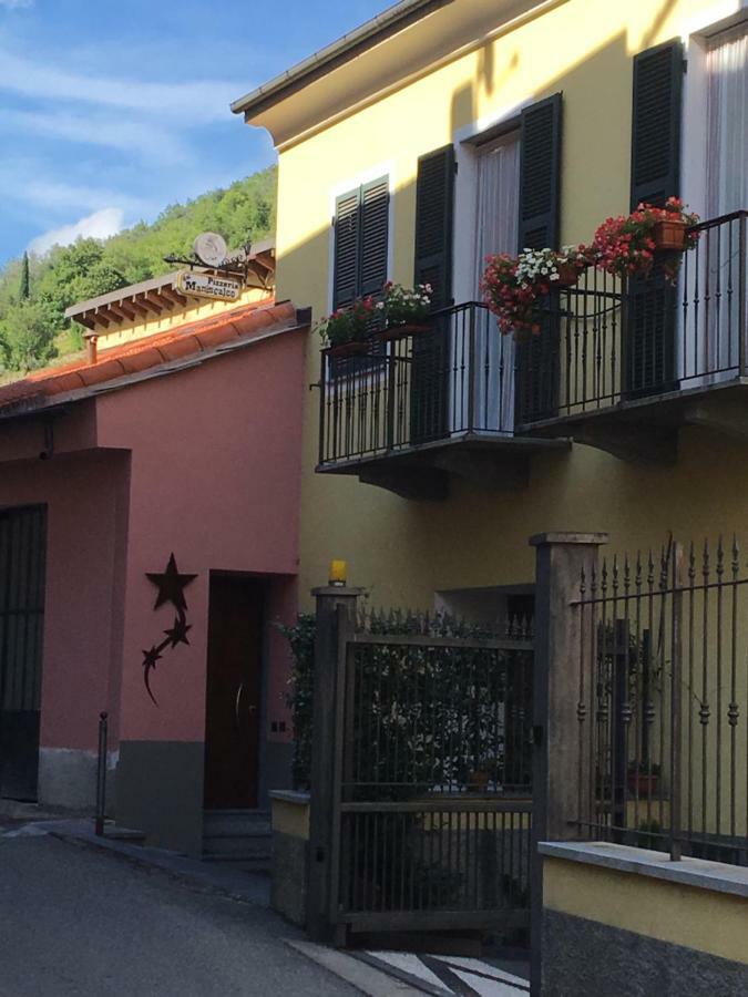 Sotto Le Stelle Hotel Pieve di Teco Luaran gambar