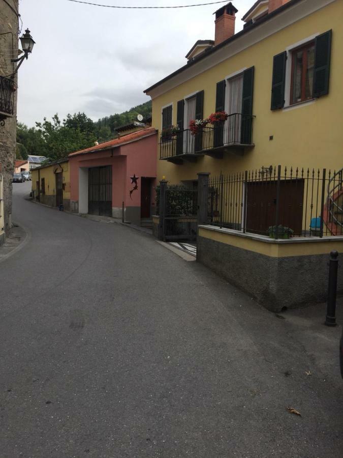 Sotto Le Stelle Hotel Pieve di Teco Luaran gambar